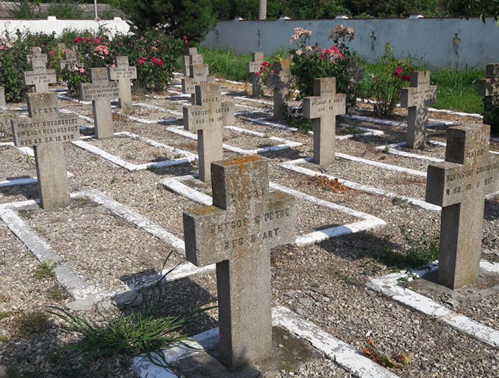 info-sud-est-cruci-cimitir-international-mircea-voda (1)