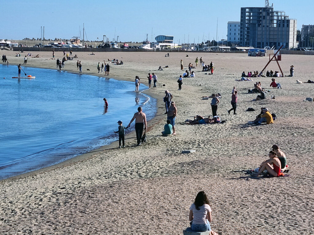 plaja mamaia constanta marea neagra