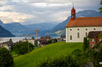 lac lucerna elvetia